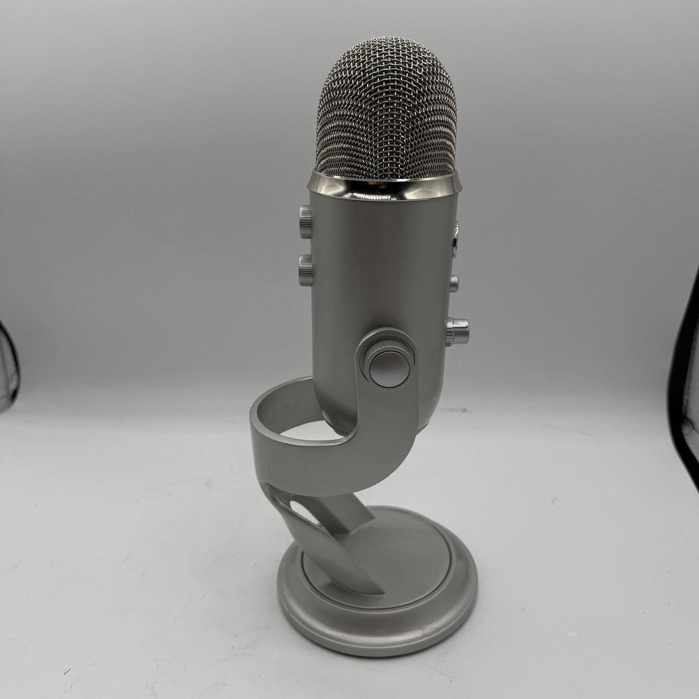 Blue Yeti USB Microphone A00132 Silver Podcast Streaming Mic w/ Stand - Picture 7 of 8
